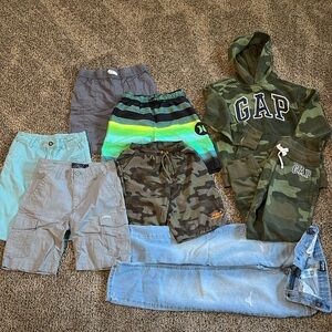 Kids clothes size 7 / 8 Bundle pants shorts sweat shirt